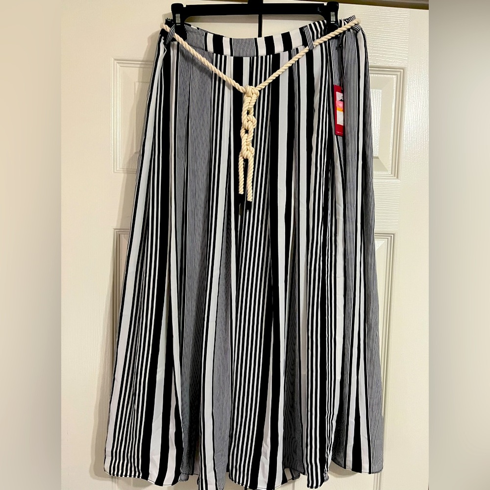 S black & white striped skirt